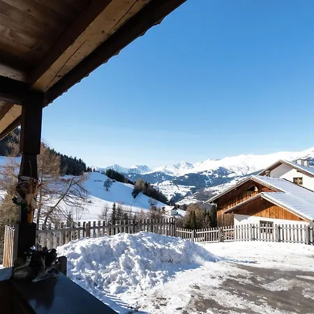 Spacious In Amidst Mountains Apartmán