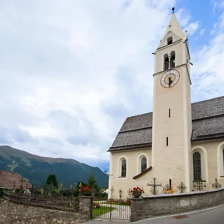 Spacious In Amidst Mountains Fendels