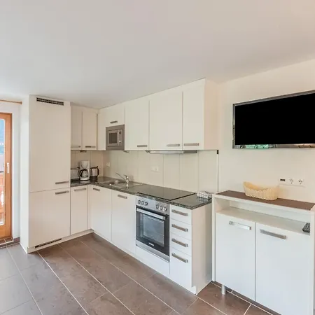 Apartmán Spacious In Amidst Mountains