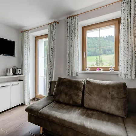 Spacious Apartment In Fendels Amidst Mountains *