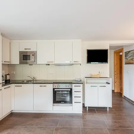 Spacious Apartment In Fendels Amidst Mountains